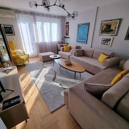 Luxury Apartment Emas Old Town Sarajevo Dream View Bagian luar foto